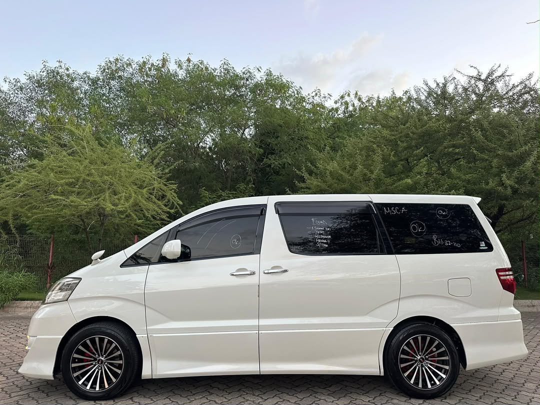 TOYOTA ALPHARD thumbnail 8